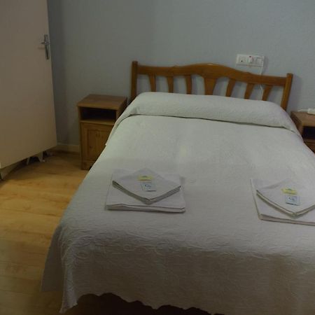 Hotel Hostal Lamalonga à Madrid Extérieur photo