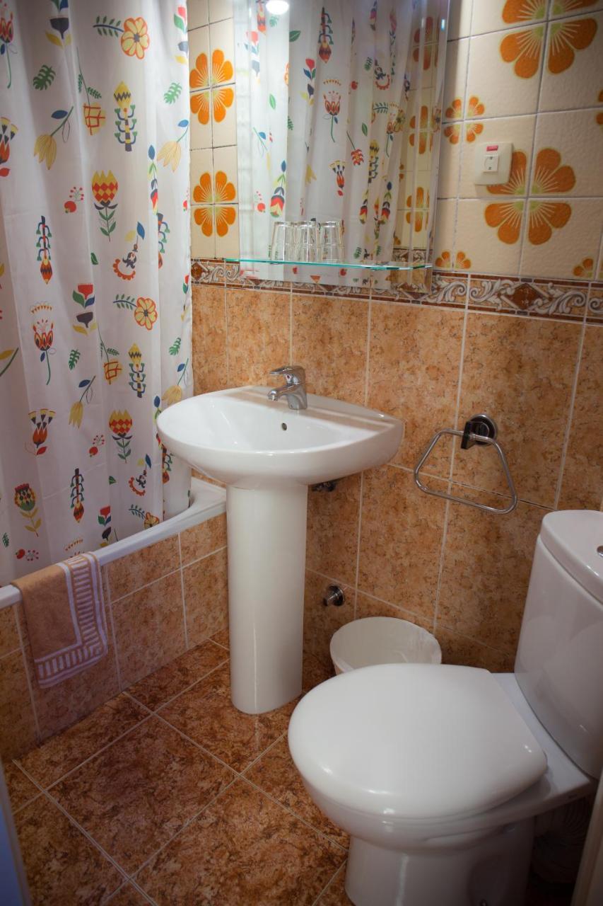 Hotel Hostal Lamalonga à Madrid Extérieur photo