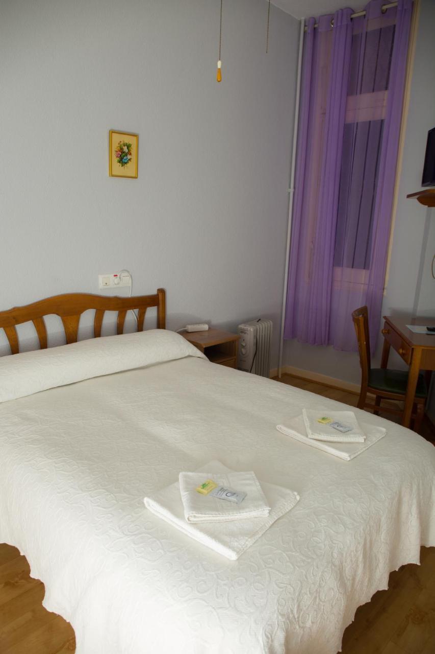 Hotel Hostal Lamalonga à Madrid Extérieur photo