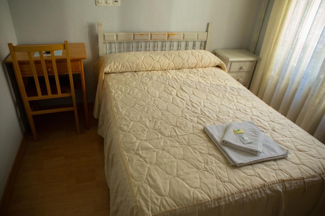 Hotel Hostal Lamalonga à Madrid Extérieur photo